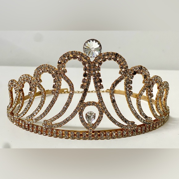 Mid Century Vintage Gold Tone Faux Diamond Jeweled Crown Tiara - Picture 3 of 11